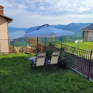 Peace And Mountain Iseo Hospitality Bossico